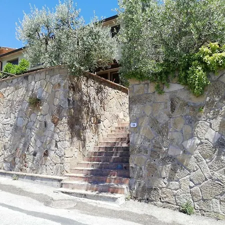 Vendégház Supramonte 3*